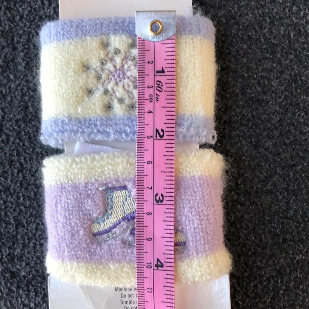 Gymboree Girls Skating Princess Ice Skating Wristbands 2 Pairs Size OS